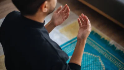 Doa Memasuki Bulan Rajab dan Amalan di Bulan Rajab, Jangan Lupa Amalkan! (Image From: iStock)