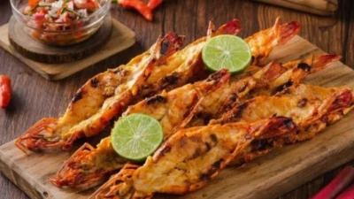 Udang Bakar Jimbaran. (Sumber Gambar: IDN Times)