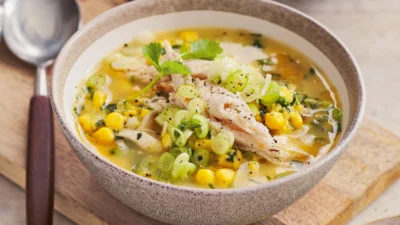 Resep Sup Jagung Ayam yang Hangat, Kombinasi Ayam dan Jagung Bikin Jatuh Hati (Image From: Tesco Real Food)