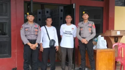 Panwascam Subang Awasi Penyetingan Logostik di Gudang