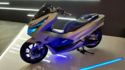 Modifikasi Honda PCX dengan Warna Elegan