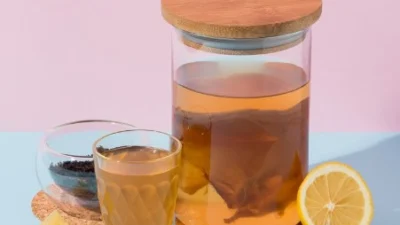 Ketahui Manfaat Teh Kombucha Untuk Kesehatan Tubuh, Bisa Mengatasi Masalah Pencernaan (image from Freepik)