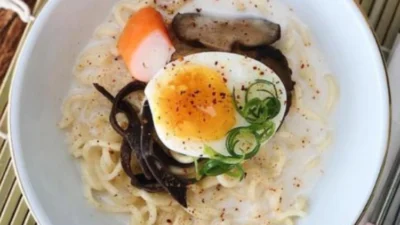 Resep Ramen Kuah Susu, Kreasi Mie Berkuah Khas Jepang Dijamin Creamy dan Lezat (image from Shopee)