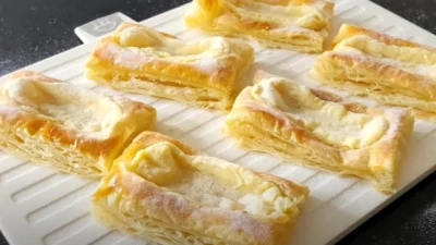 Resep Cheese Danish, Kreasi Pastry Mewah yang Renyah (image from screenshot Youtube cooking with hel)