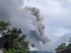 Letusan Vulkanik Gunung Merapi Landa Lereng Timur