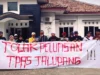 Warga Desa Wancimekar Karawang Akan Terus Demo Tolak Rencana Pelebaran TPAS Jalupang