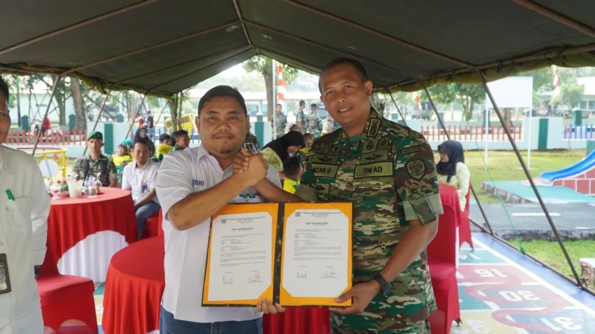 BRI Subang Bantu Sarana Pendidikan TK dan Paud Yonif 312/KH