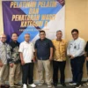 Pengcab Akuatik Kabupaten Karawang Asah Kemampuan Pelatih Jelang Pra PON