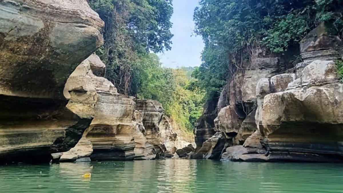 Tonjong Canyon