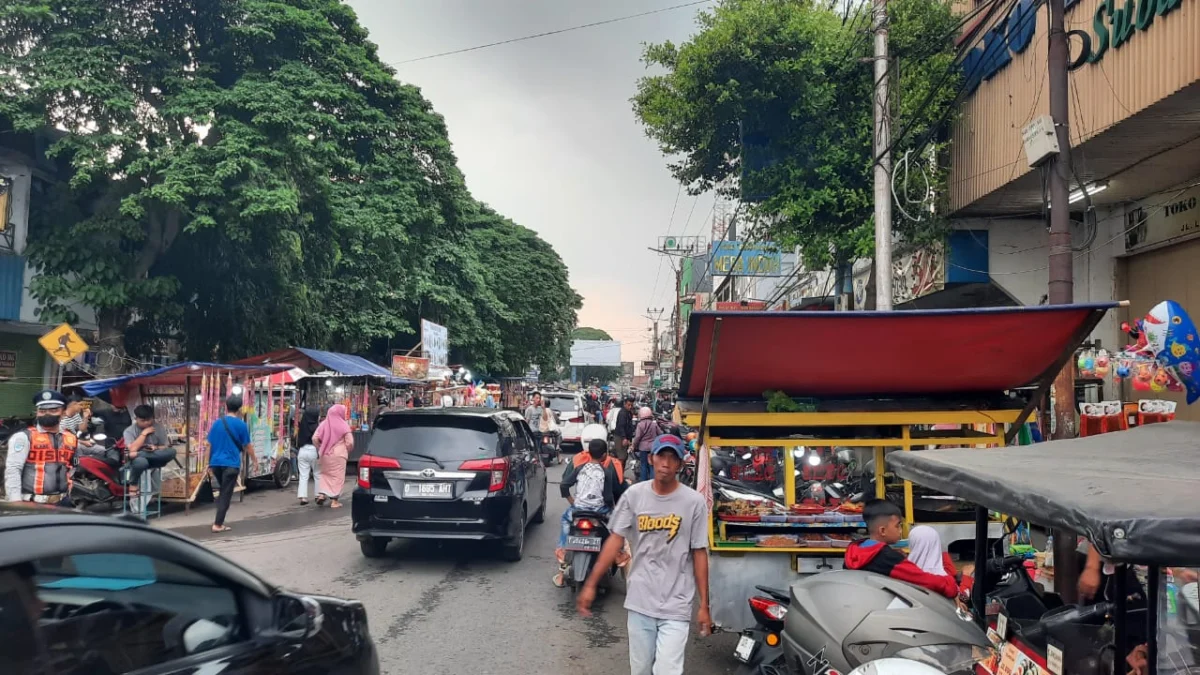 Pasar pujasera Subang