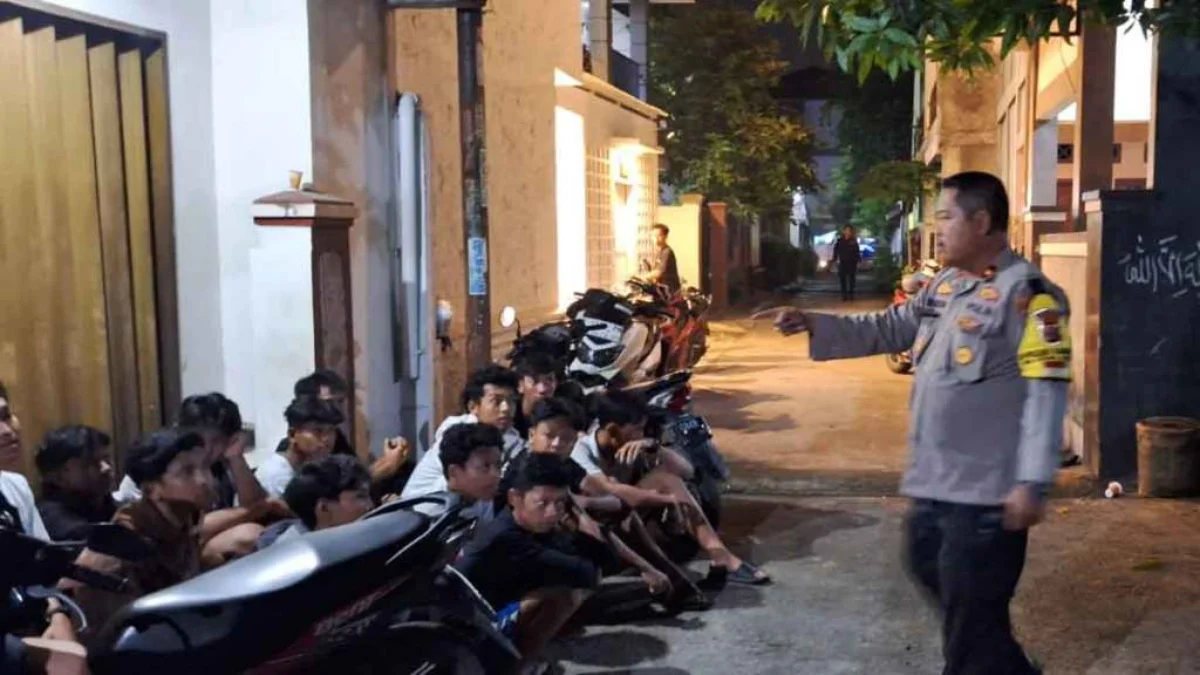 Diduga Hendak Tawuran, Polres Karawang Amankan Puluhan Remaja