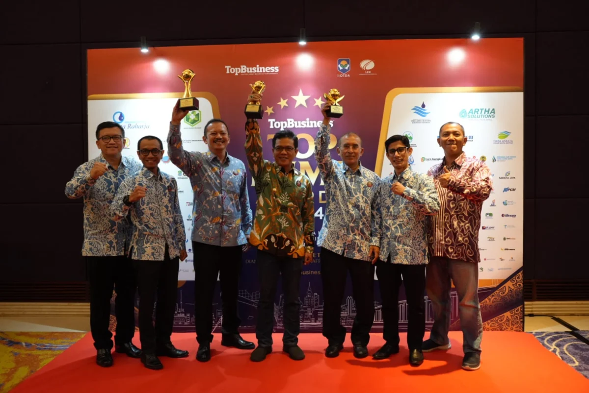 Perumda Air Minum Tirta Raharja Raih Top BUMD Award 2024 – Pasundan Ekspres