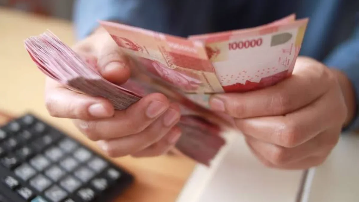 Baca Ini! Cara Menghadapi Debt Collector Tanpa Rasa Takut Plus UU Debt Collector!