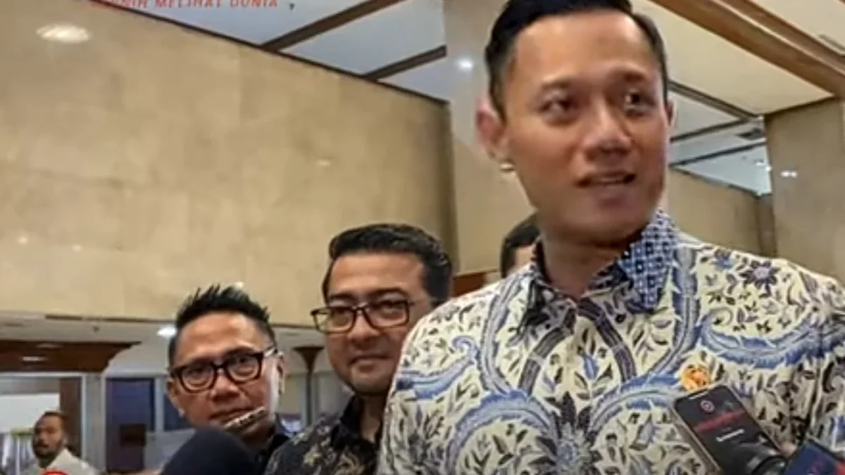 Antusiasme Anggota dan Pimpinan Fraksi Demokrat Sambut Kehadiran AHY di Komisi II DPR