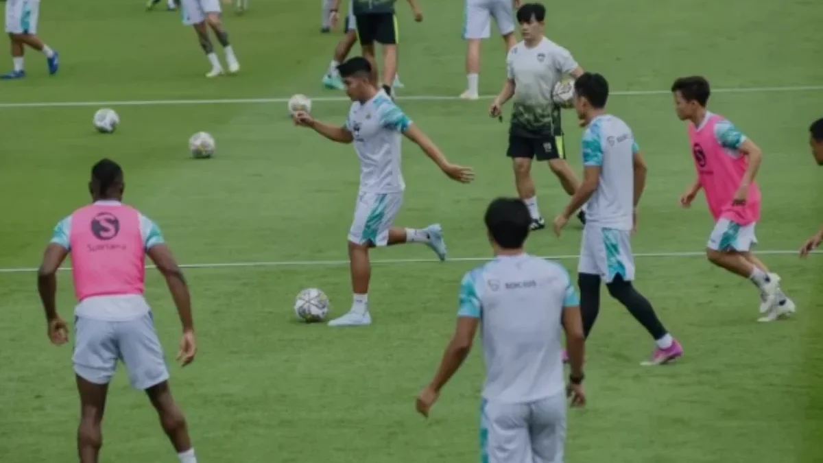 Persiapan Persib Menghadapi Persija, Persib Bandung Gelar Latihan Penutup