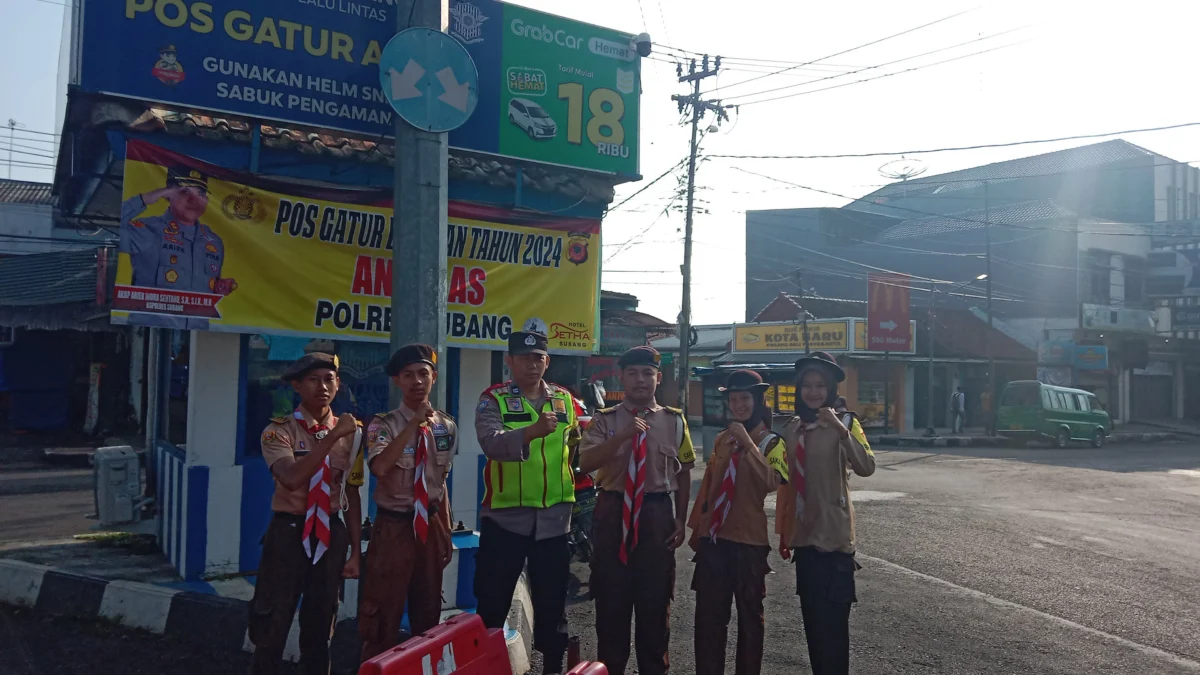 Saka Bhayangkara Jaga Lalulintas di Empat Titik di Subang