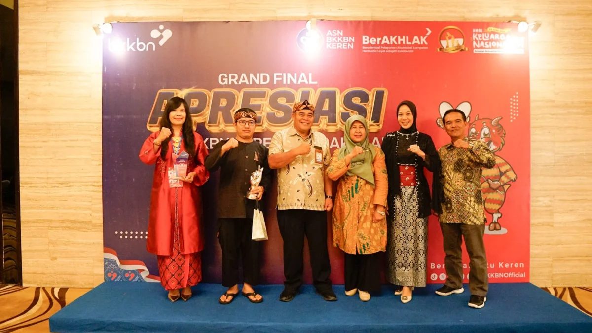 BKKBN Jabar Raih Dua Penghargaan pada Grand Final Apresiasi ASN KeReN dan BerAKHLAK Tahun 2024