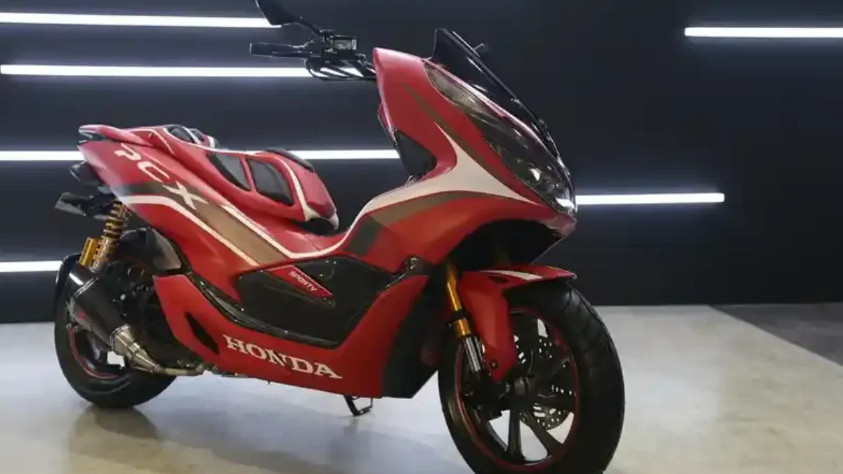 Modifikasi PCX Merah Doff Foto otorider.com