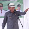 Bupati Subang H. Ruhimat melantik Kepala Desa Gandasoli dan Sindanglaya terpilih periode 2022-2028 Sumber foto