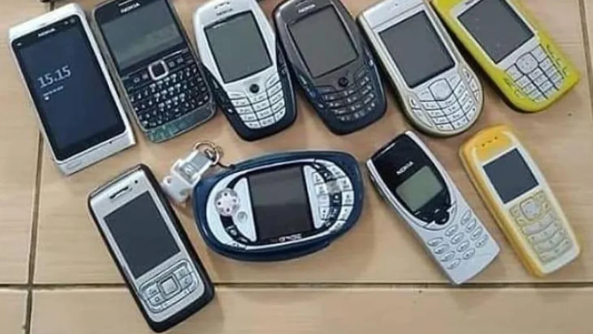 Penampakan HP jadul nokia Sumber foto (Instagram/ nostalgia90_an)