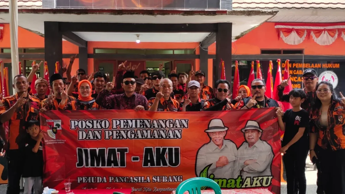 Penyerahan Simbolis Baliho Posko Pemenangan Jimat-Aku untuk Pimpinan Anak Cabang (PAC) Tingkat Kecamatan