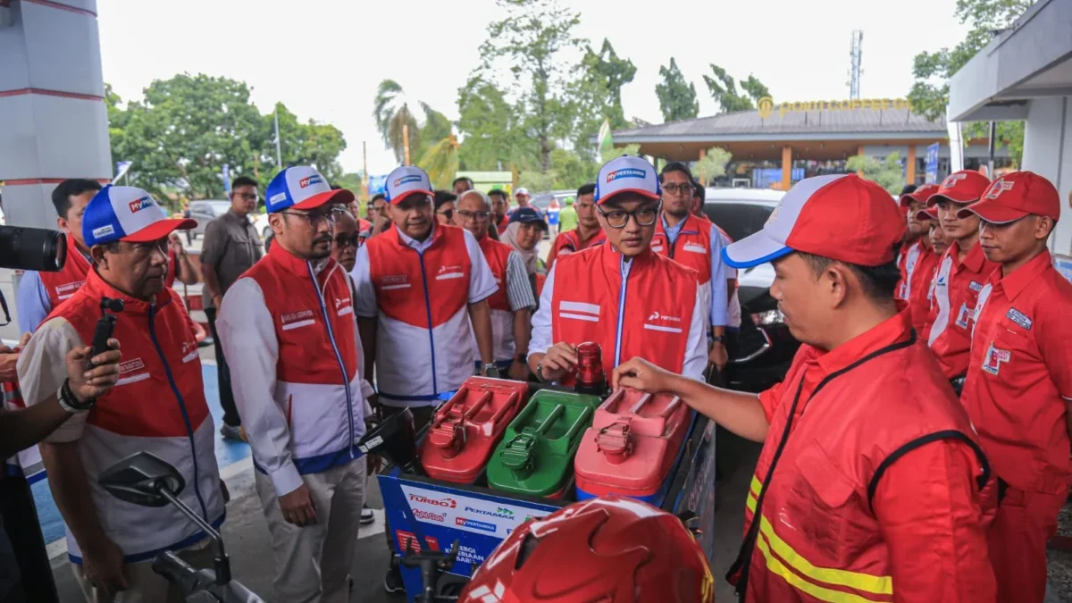 DADAN RAMDAN/PASUNDAN EKSPRES LAYANAN:  Wamen Badan Usaha Milik Negara (BUMN) Aminuddin Ma\'ruf