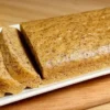 Bolu pisang kukus./Copyright shutterstock.com/g/niakrnwty