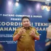seragam sekolah gratis