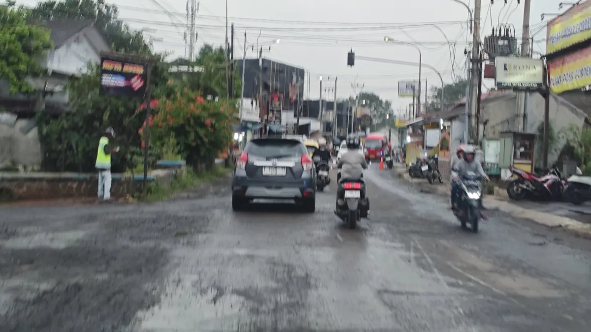 jalan raya Cigadung