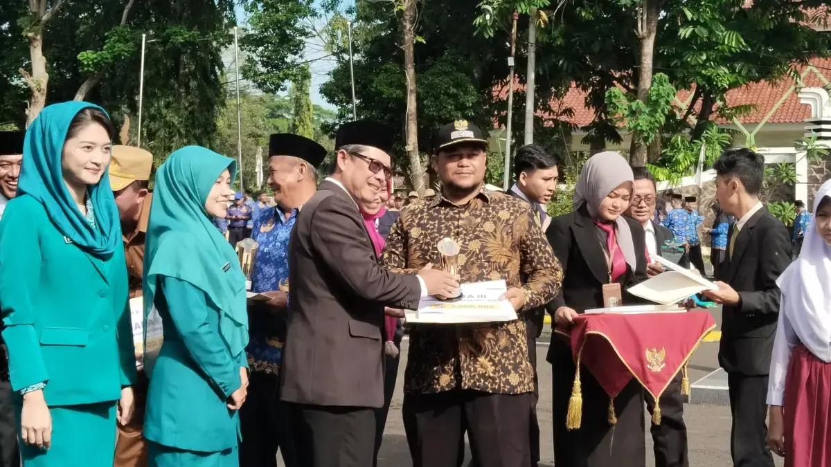 Kepala Desa Tambakmekar