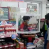 ILUSTRASI. Ini 3 Cara Top Up GoPay lewat Alfamart, Alfamidi, dan Lawson. Warta Kota/Angga Bhagya Nugraha