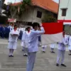 Ilustrasi upacara bendera 17 Agustus 2019 di Brawijaya Smart School. Berikut contoh protokol upacara bendera 1