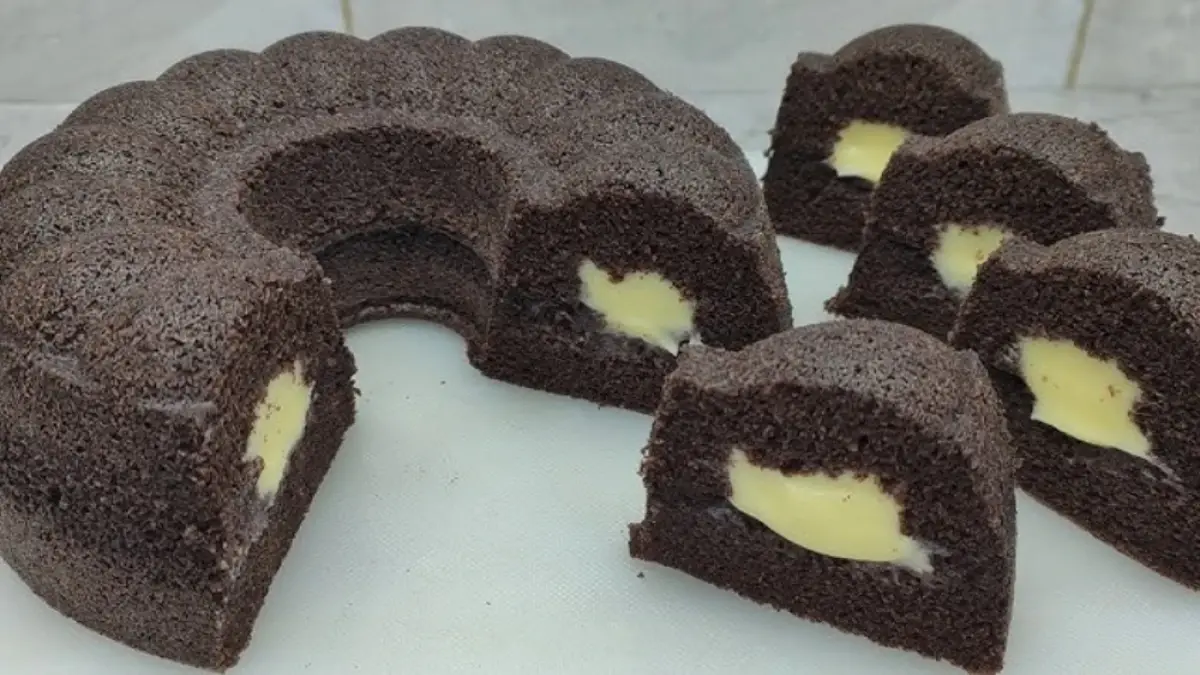 Lagi Viral Nih, Intip Resep Bolu Ketan Hitam Keju Lumer