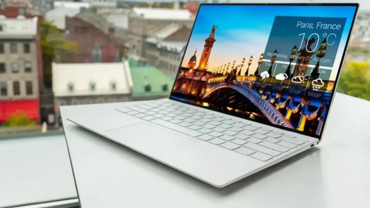 ilustrasi laptop (unsplash.com/xps)