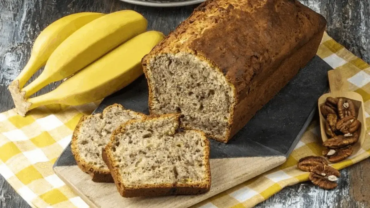 Ilustrasi Resep Bolu Pisang Kukus yang Enak, Lembut, dan Sederhana Dibuat/Foto: Getty Images/omersukrugoksu