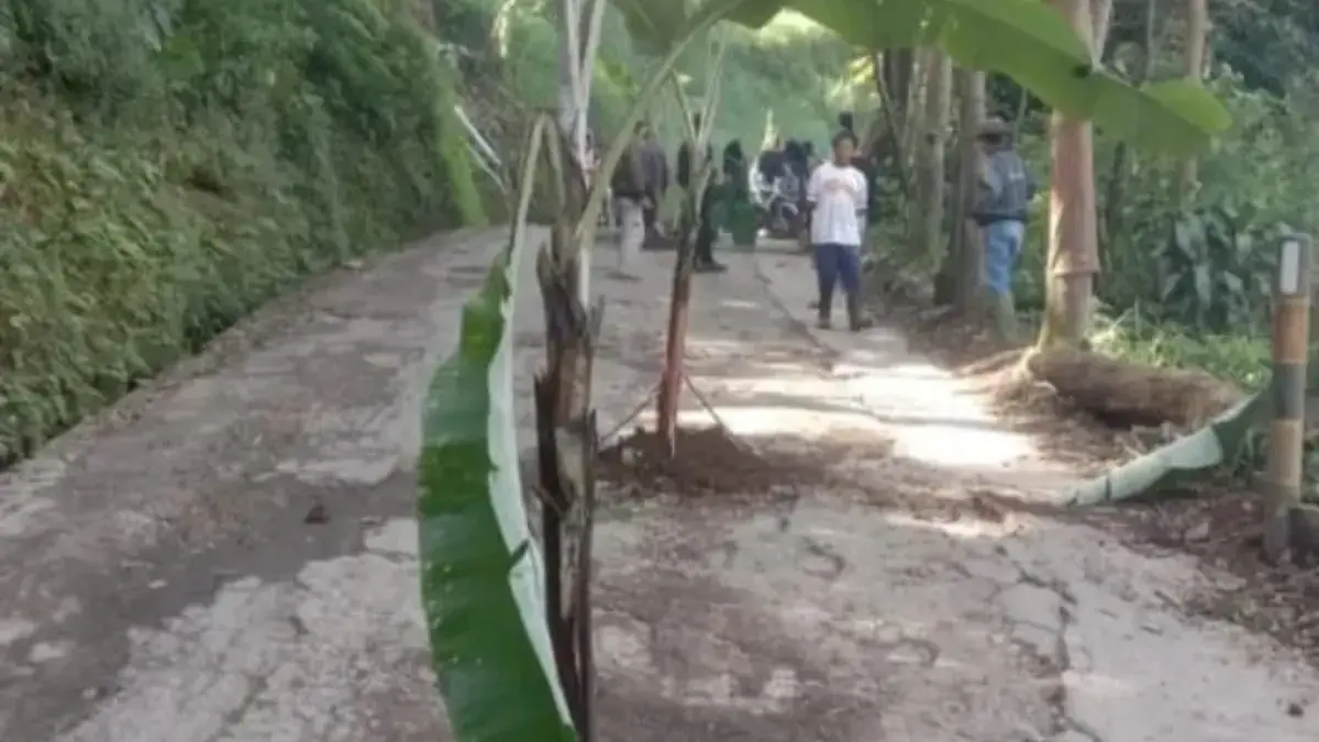 Desa Cikahuripan Kecamatan Lembang Kabupaten Bandung Barat
