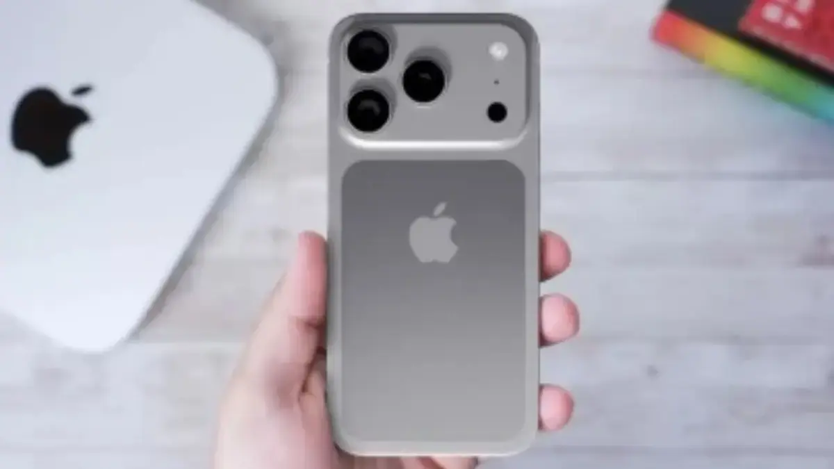Render bocoran tampilan iPhone 17 Pro yang akan diluncurkan akhir tahun ini. Foto: ist