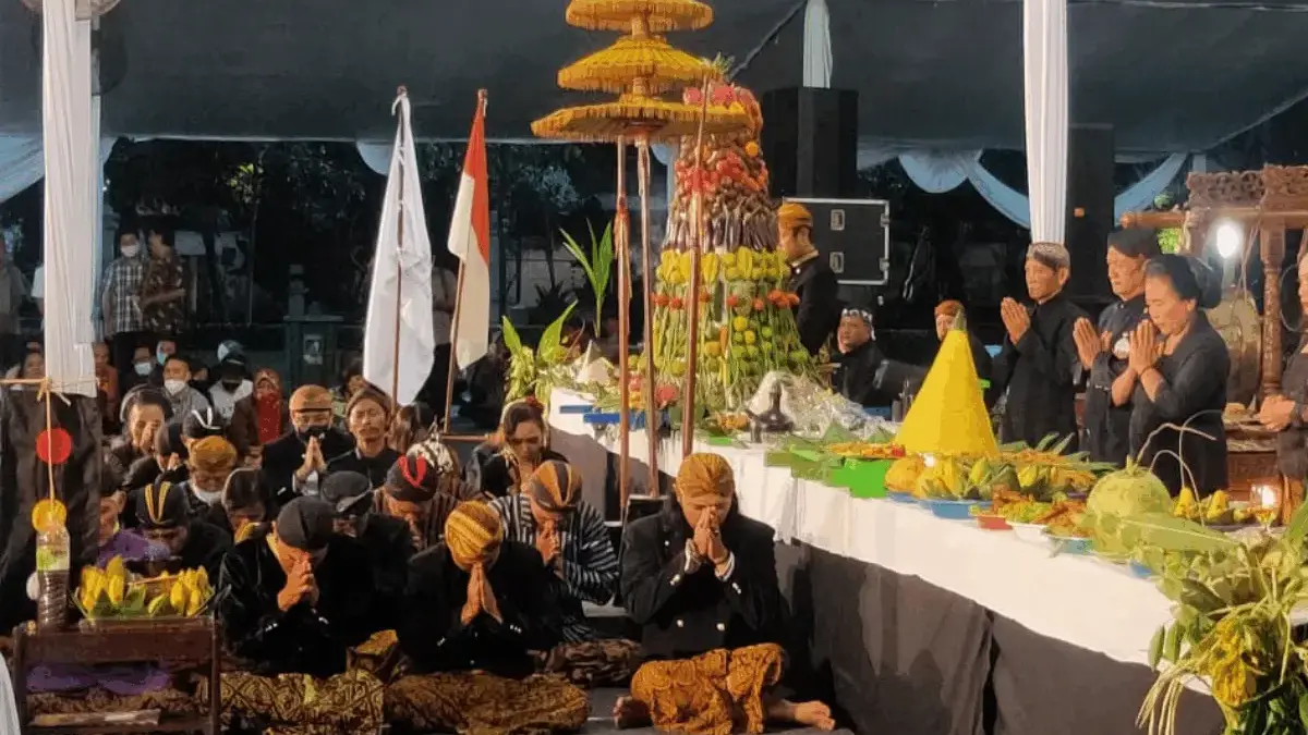 Ruwat Bumi Jadi Penutup Rangkaian Hari Jadi Kota Surabaya ke-729. Gambar Foto : (Super Radio/)