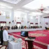 Rapatkan Barisan Kepala Daerah Se-Kaltim, Menteri Nusron: Solusi Penyelesaian Masalah Pertanahan Harus Berbasi
