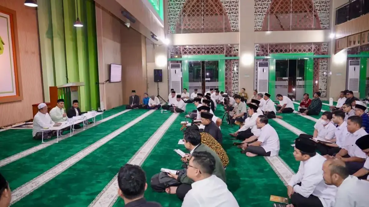 Lewat Pengajian Bulanan, Menteri Nusron Ajak Jajaran Meraih Berkah dan Menambah Ilmu Agama Lewat Pengajian Bulanan, Menteri Nusron Ajak Jajaran Meraih Berkah dan Menambah Ilmu Agama