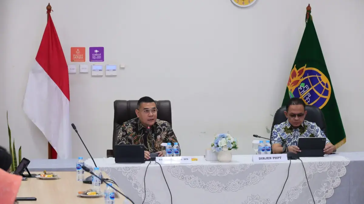 Pimpin Monev Penyelesaian Layanan Pertanahan, Wamen Ossy: Selesaikan Berkas Pertanahan Masyarakat Pimpin Monev Penyelesaian Layanan Pertanahan, Wamen Ossy: Selesaikan Berkas Pertanahan Masyarakat