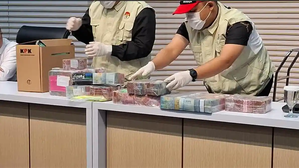 Uang Hasil Meras Tim Sudewo