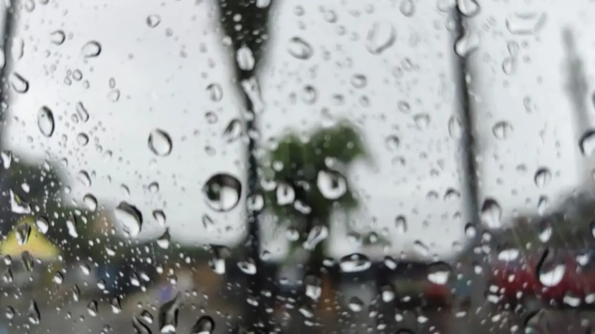 Info Cuaca Bandung: Suhu Dingin 19 Derajat dan Potensi Hujan