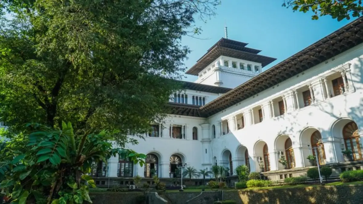 Suhu Terendah Bandung Diprediksi Capai 16 Derajat Hari Ini