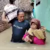 Banjir Subang Meluas, Dewi Terendam Air Saat Tidur