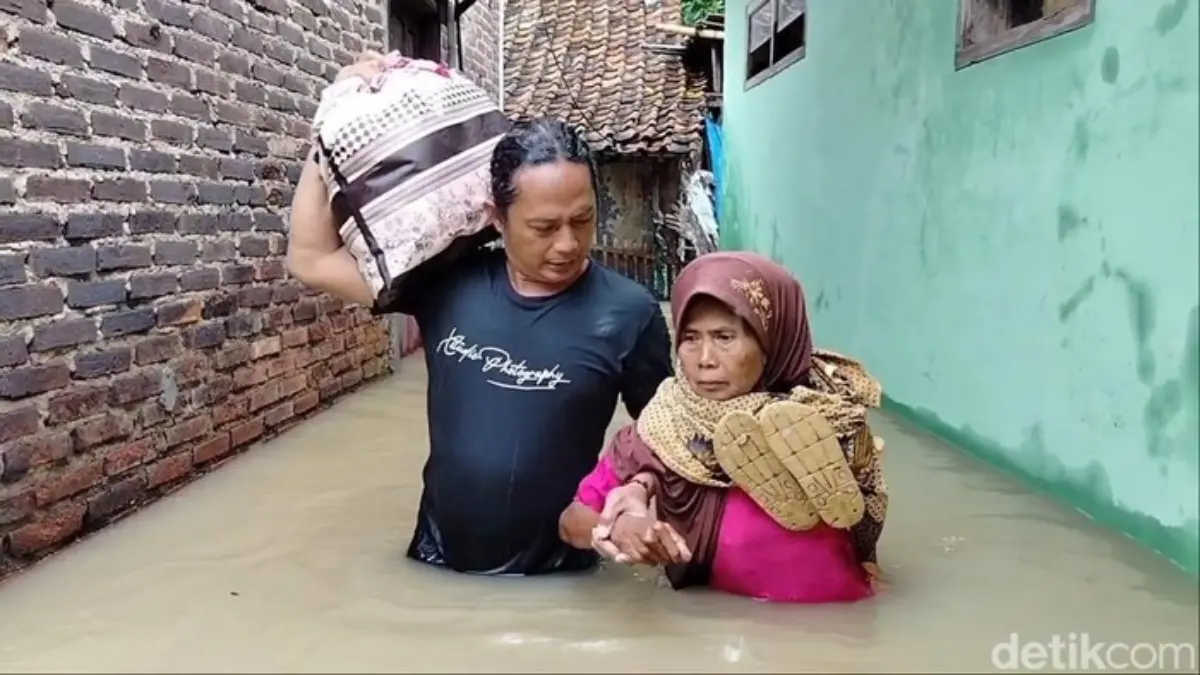 Banjir Subang Meluas, Dewi Terendam Air Saat Tidur Banjir Subang Meluas, Dewi Terendam Air Saat Tidur