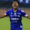 10 Tahun Bela Persib Bandung, Febri Hariyadi Dipinjamkan ke Persis Solo Demi Menit Bermain.