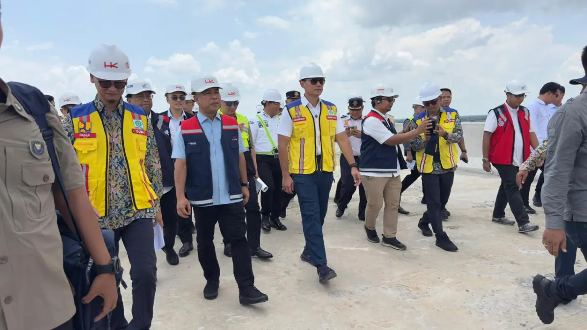 Menko Infrastruktur AHY Tinjau Progres Tol Palembang–Betung Seksi 1 dan 2 Serta Jembatan Musi V.