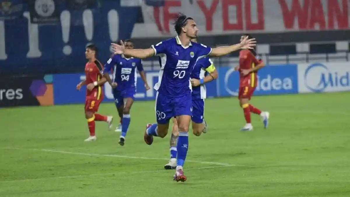 Bobotoh Cek, 1 Masalah Nyata Persib Bandung Musim Ini, Bisa Jadi Rintangan Cetak Hattrick Juara Bobotoh Cek, 1 Masalah Nyata Persib Bandung Musim Ini, Bisa Jadi Rintangan Cetak Hattrick Juara.