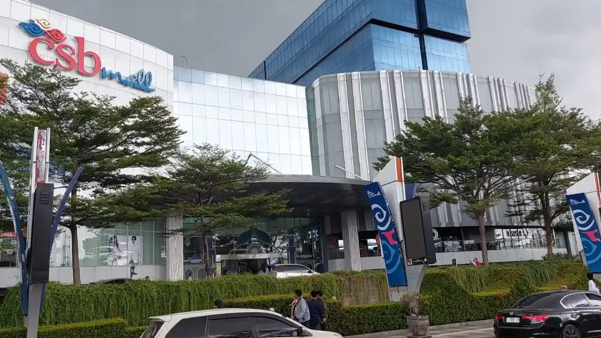 Trotoar CSB Mall Cirebon Bakal Dipagari Permanen, Solusi Tuntas Parkir Liar Trotoar CSB Mall Cirebon Bakal Dipagari Permanen, Solusi Tuntas Parkir Liar.